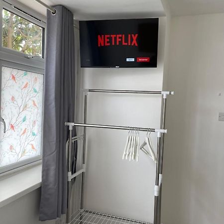 克罗伊登Studio Flat Fully Equipped公寓 外观 照片